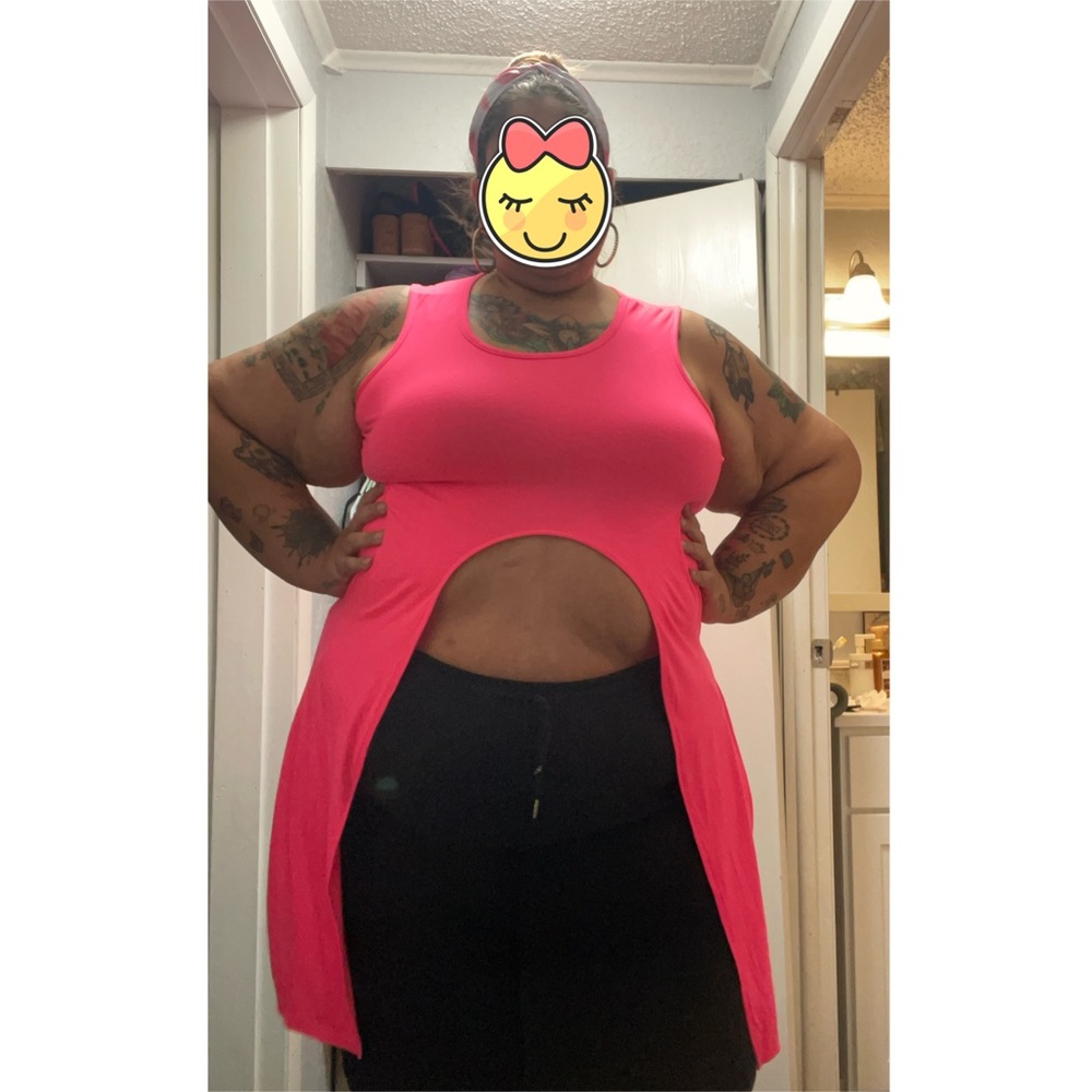 Rouge Collection Plus Size 3X (22) Neon Pink Sleeveless Cutout Top